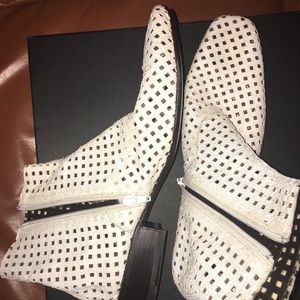Collectible Gianni Barbato cage boots laser cut 42
